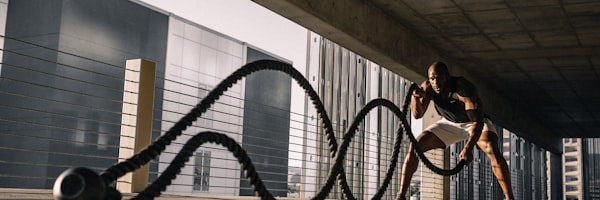 欧冠联赛淘汰赛阶段精彩进球瞬间