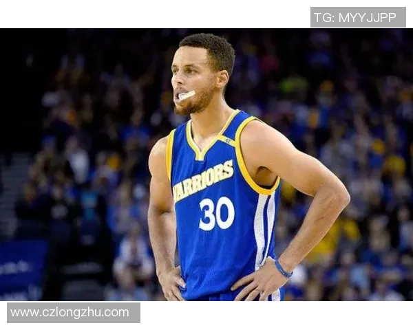 中国足球三大传奇球星解析及其在国内外的影响力与贡献