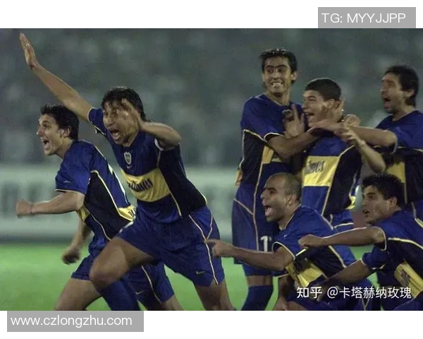 阿根廷足球队历届传奇球星回顾与辉煌历程